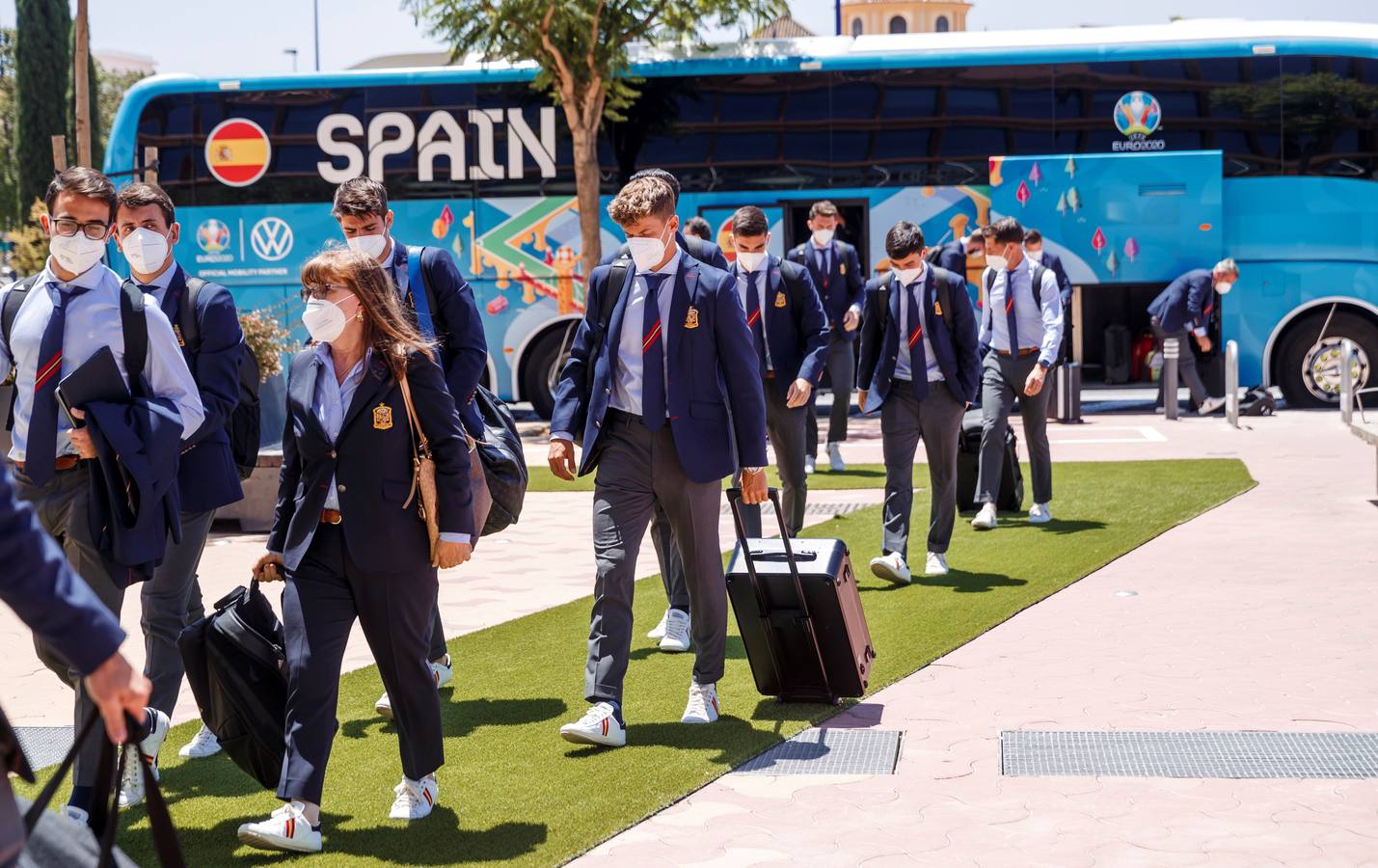 La selección española a su llegada en el aeropuerto de San Pablo