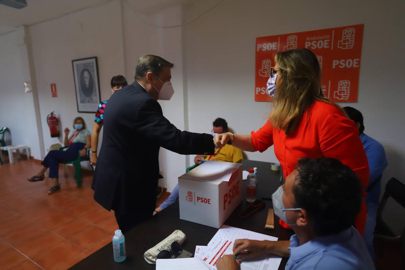 Los socialistas de Córdoba eligen con «ilusión y alegría» al futuro candidato a la Junta