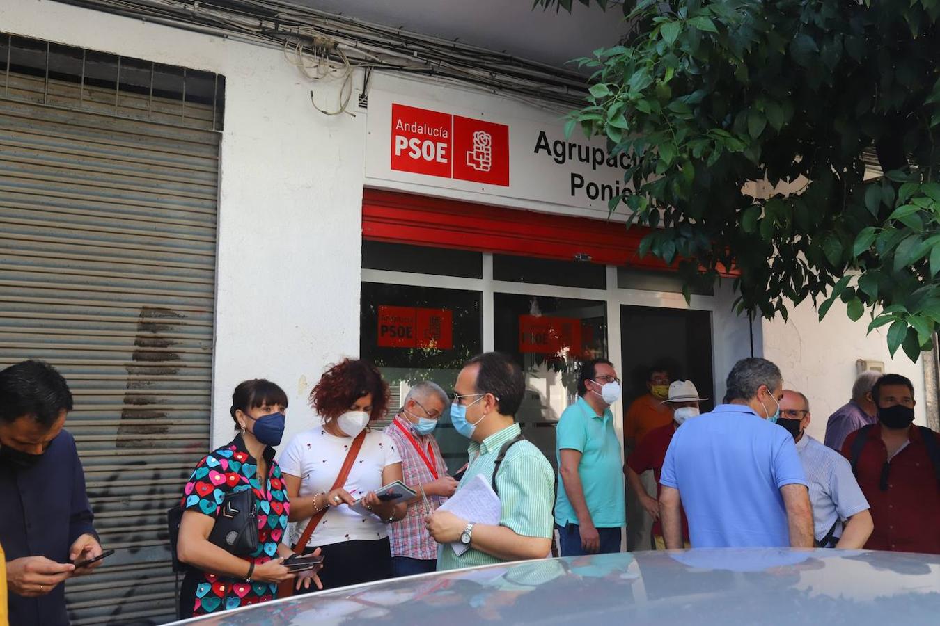 La votación de las primarias del PSOE de Andalucía en Córdoba, en imágenes