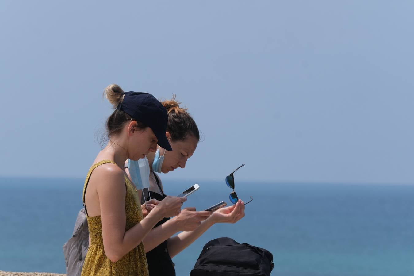 Fotos: Las playas de Cádiz capital siguen sin vigilancia policial