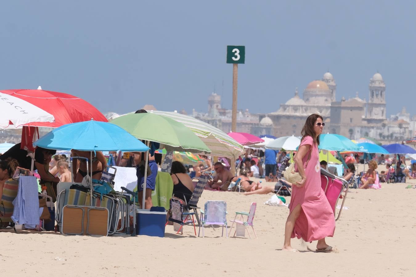 Fotos: Las playas de Cádiz capital siguen sin vigilancia policial