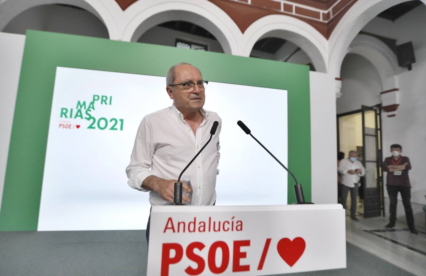 Juan Espadas logra la victoria en las primarias del PSOE de Andalucía