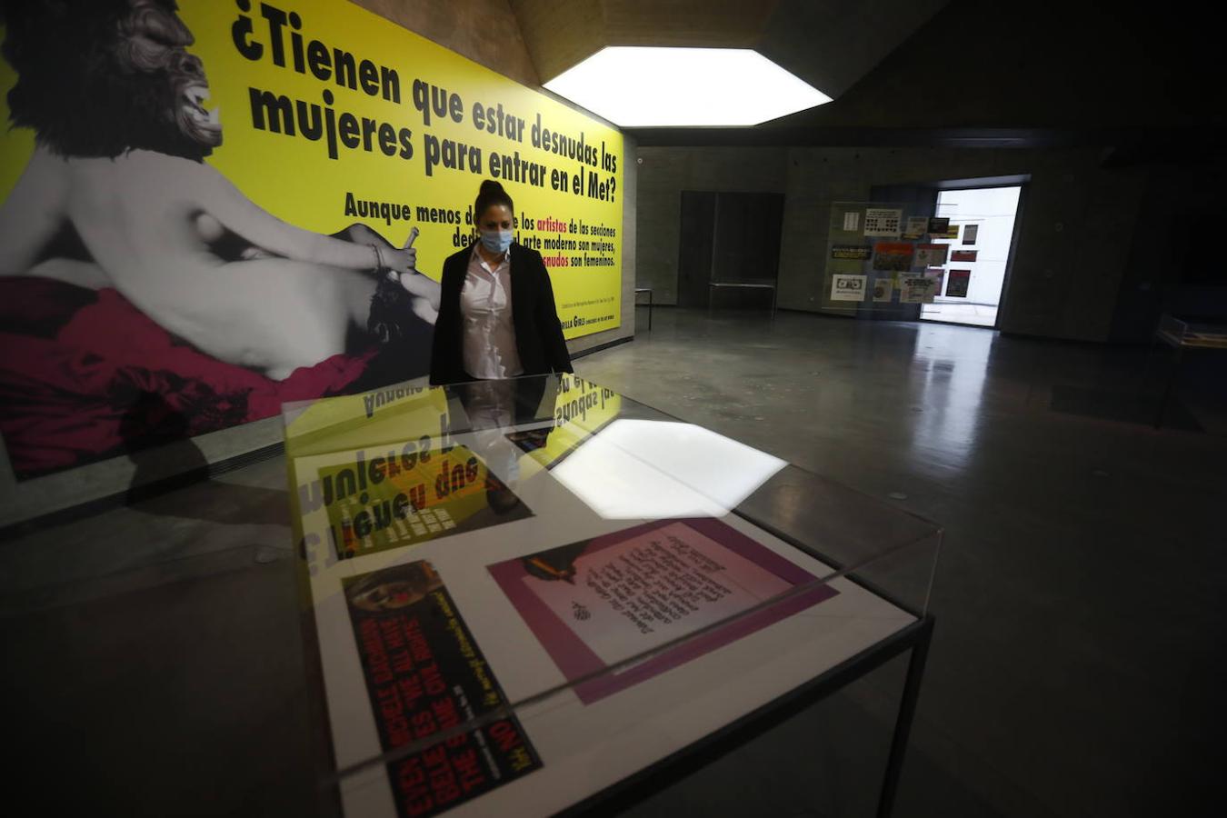 La exposición de Guerrilla Girls y Tete Álvarez en el C3A de Córdoba, en imágenes