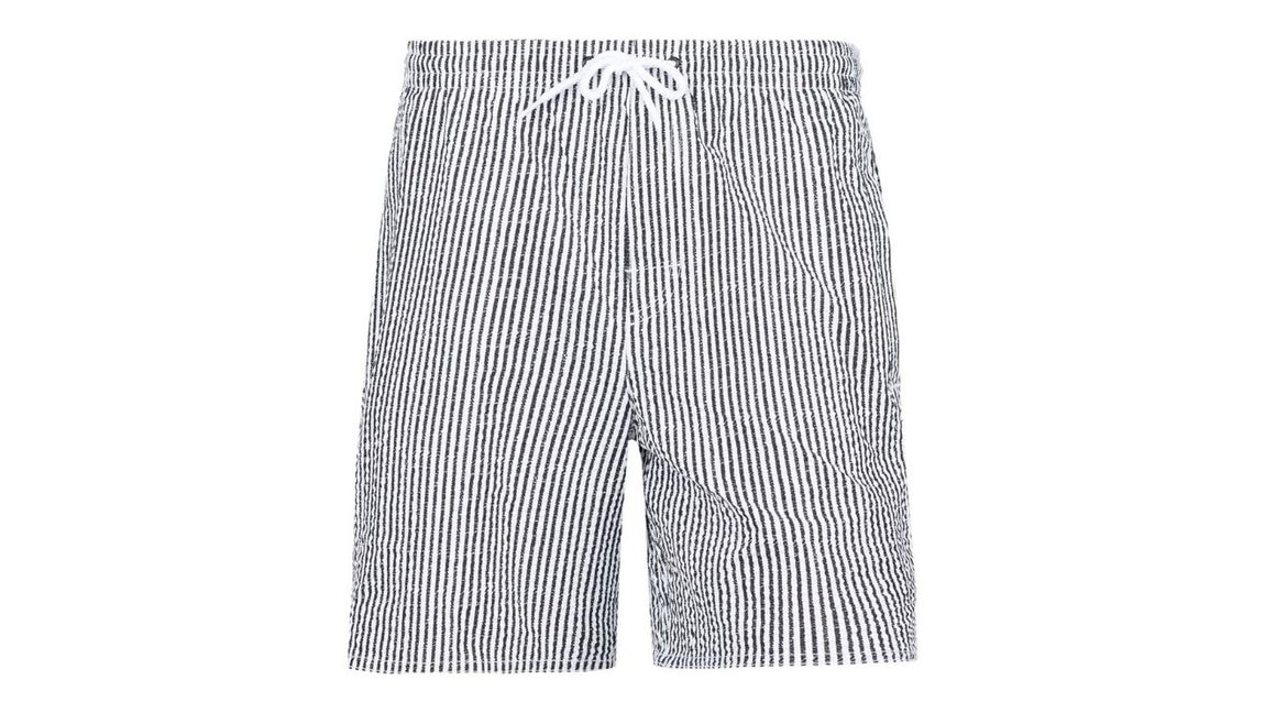 Bañador-pantalón. Bañador de rayas bicolor, de Intimissimi. Para aquellos días en los que uno no tiene muy claro qué ponerse y solo desea una prenda con la que poder moverse con libertad, este bañador puede hacer las veces de pantalón. Precio: C.P.V.