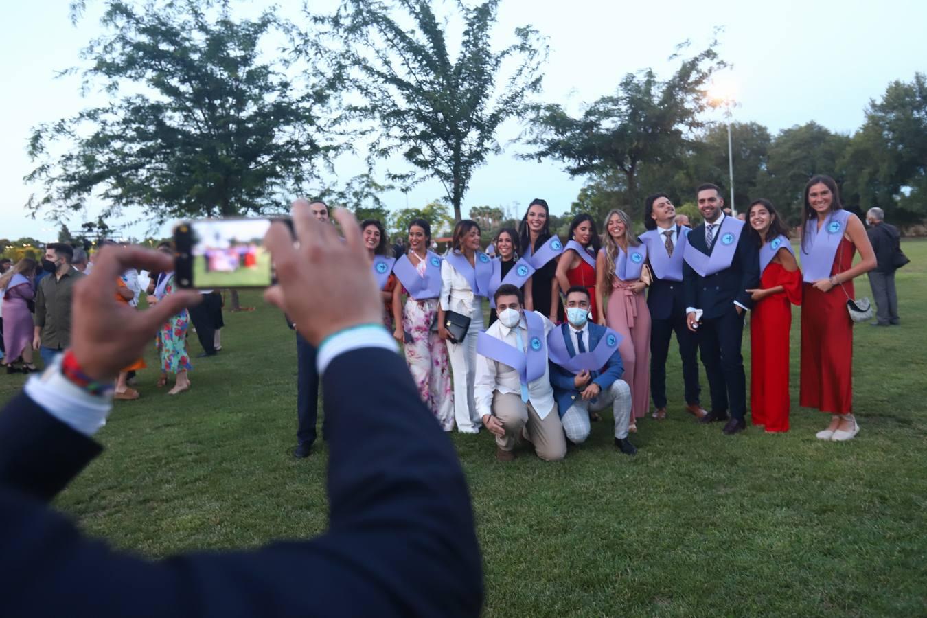 La fiesta de graduación en Córdoba de los alumnos de la Universidad Loyola, en imágenes