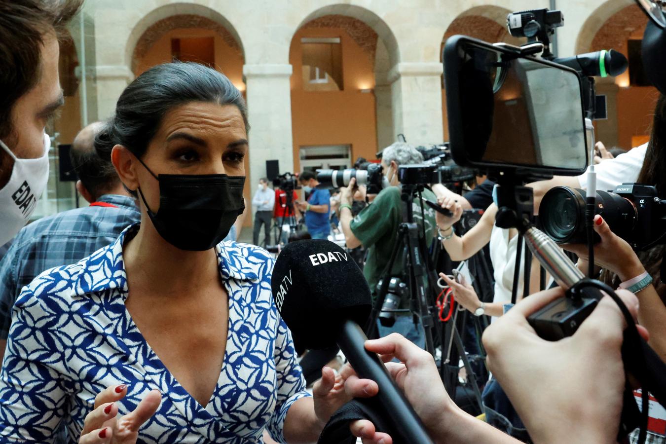 La portavoz de Vox, Rocío Monasterio. La portavoz de Vox en la Asamblea ubicada en Puente de Vallecas, Rocío Monasterio, que el viernes protagonizó un tenso debate con el miembro de Unidas Podemos Serigne Mbayé.