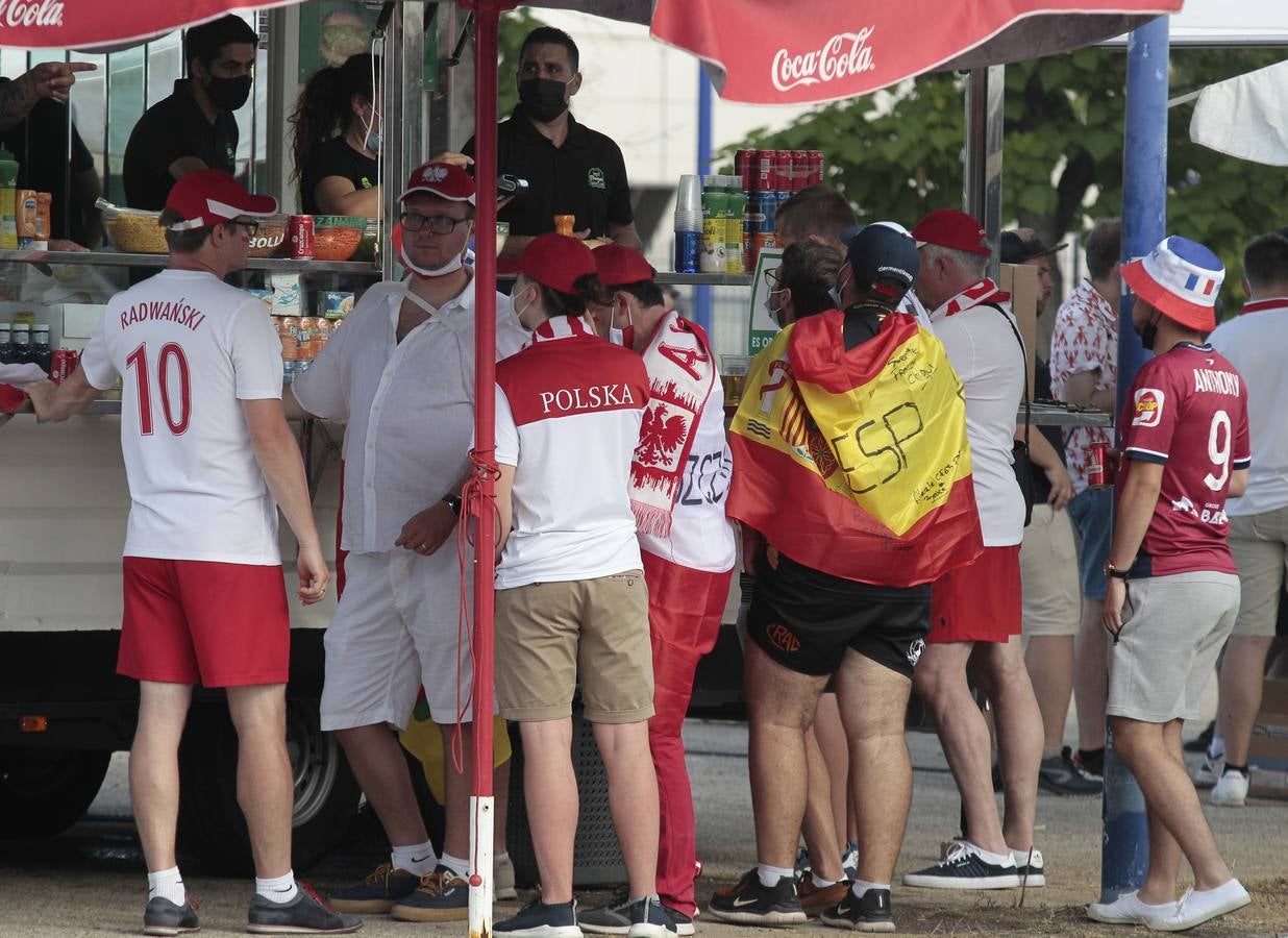 La Eurocopa se vive en las calles de Sevilla