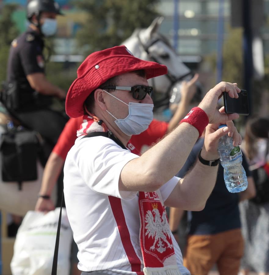 La Eurocopa se vive en las calles de Sevilla