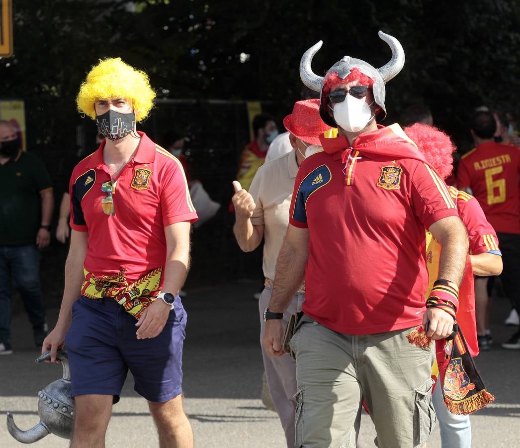 La Eurocopa se vive en las calles de Sevilla