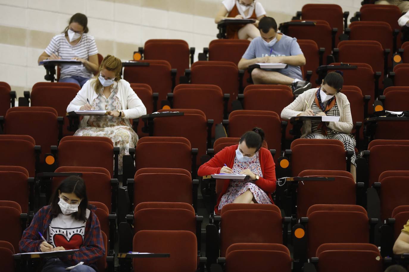 En imágenes, las oposiciones al cuerpo de profesores en Córdoba