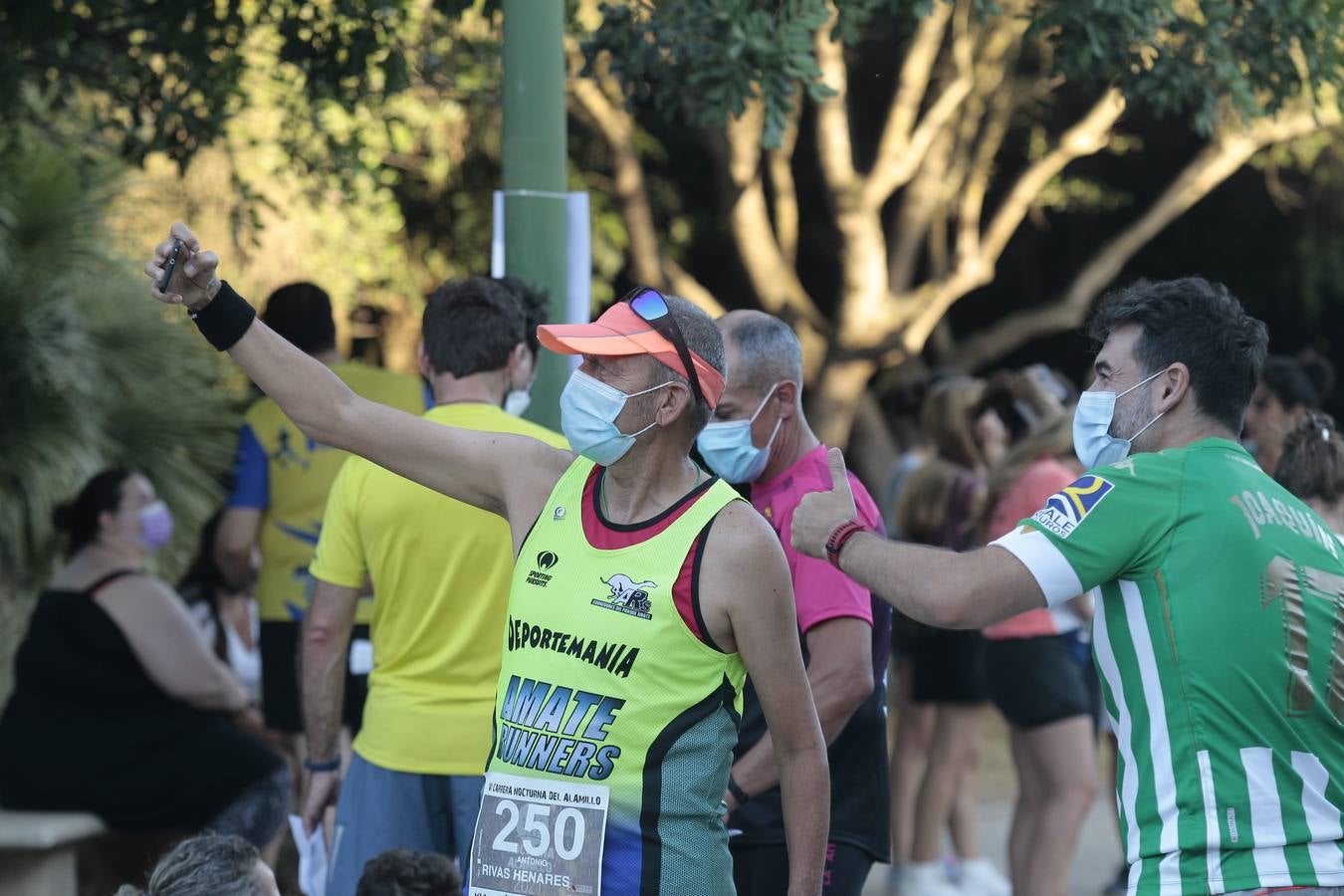 La carrera popular discurre íntegramente en el interior Parque del Alamillo.