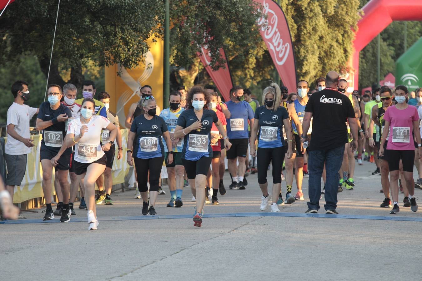 La carrera popular discurre íntegramente en el interior Parque del Alamillo.