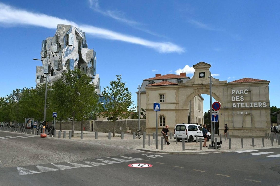 El impresionismo de Van Gogh y el cubismo de Picasso se unen en las visiones del arquitecto canadiense