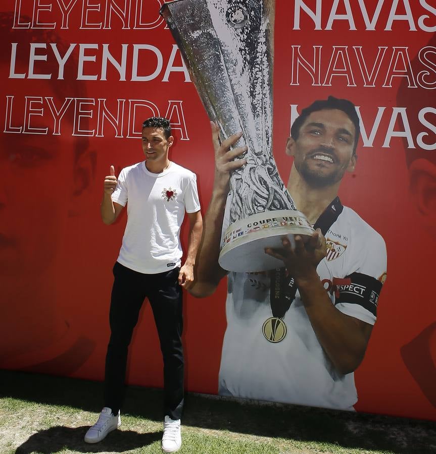 Acto de renovación de Jesús Navas con el Sevilla FC