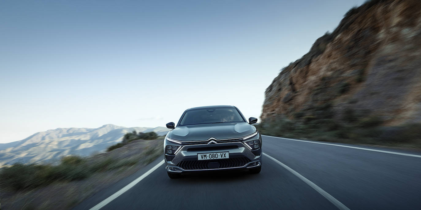 Fotogalería: Citroën C5 X, la berlina se aleja de la ortodoxia