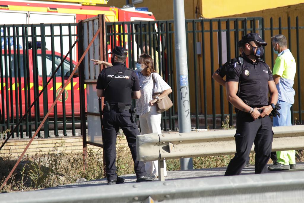 Las espectaculares imágenes del incendio en el polígono industrial Fuente del Rey