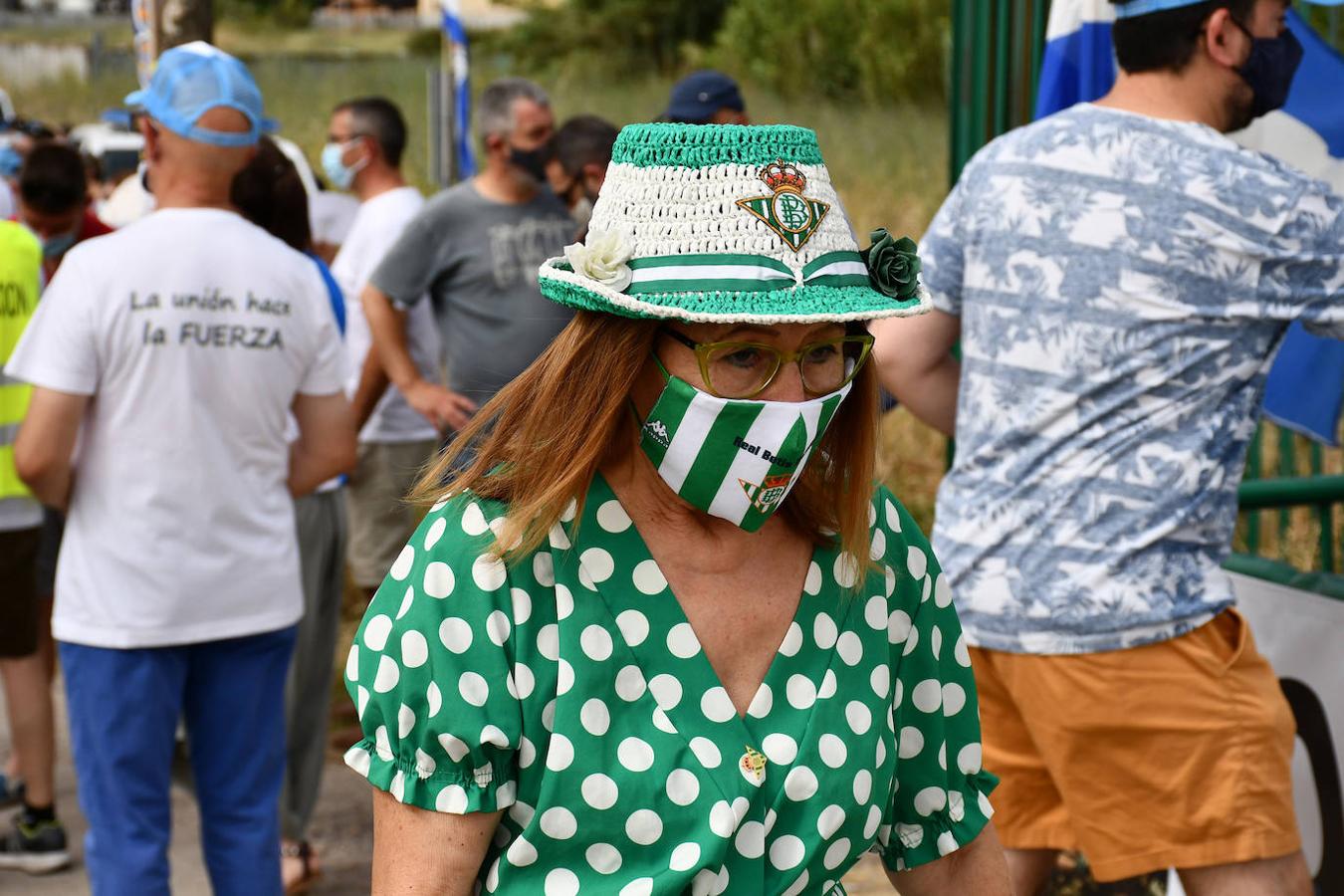 La protesta contra el muro del AVE en Talavera, en imágenes