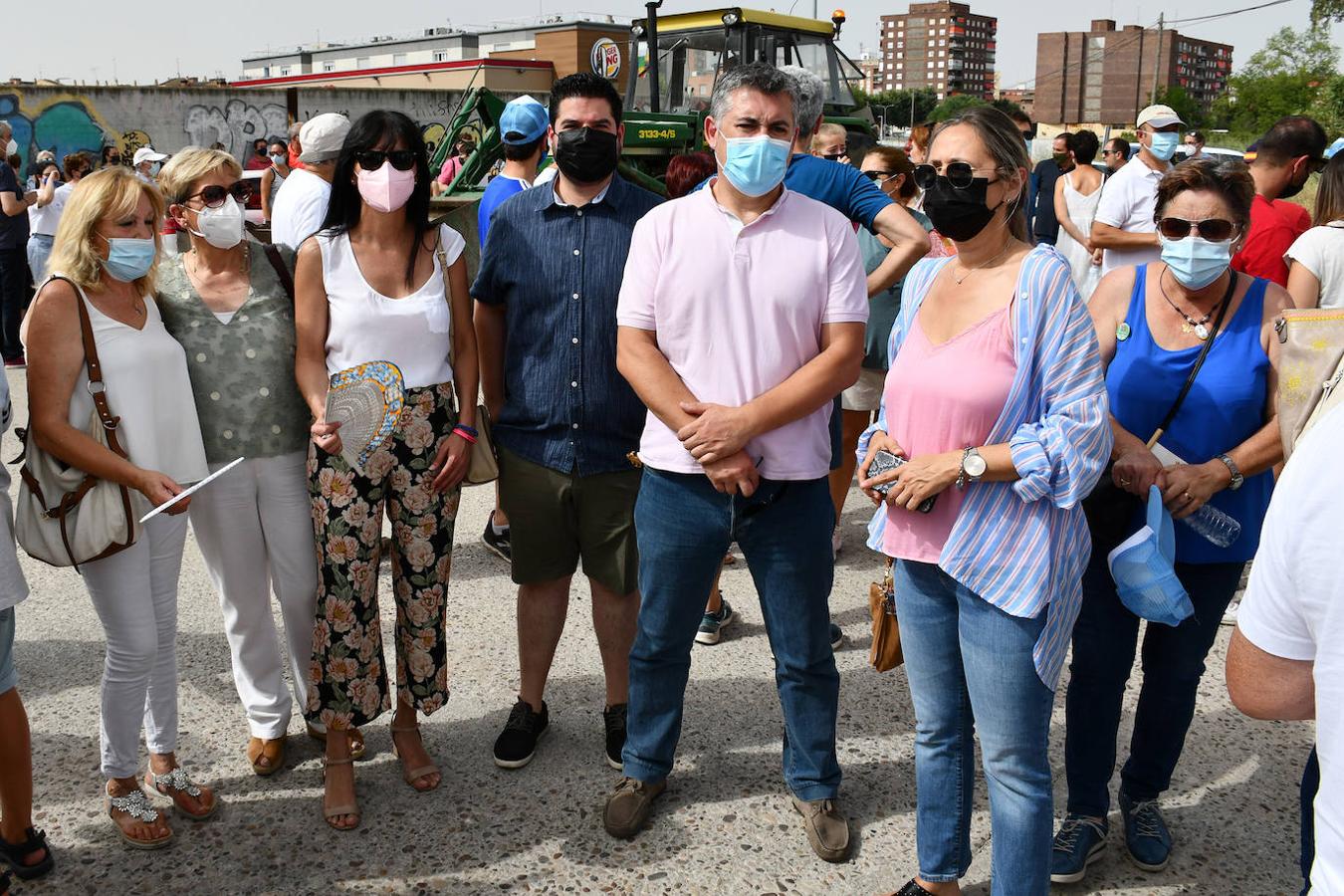 La protesta contra el muro del AVE en Talavera, en imágenes