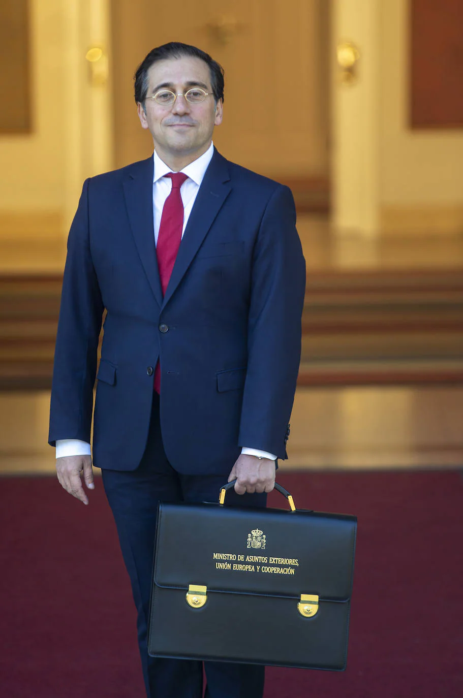 José Manuel Albares sustituye a González Laya como ministro de Asuntos Exteriores, Unión Europea y Cooperación. 