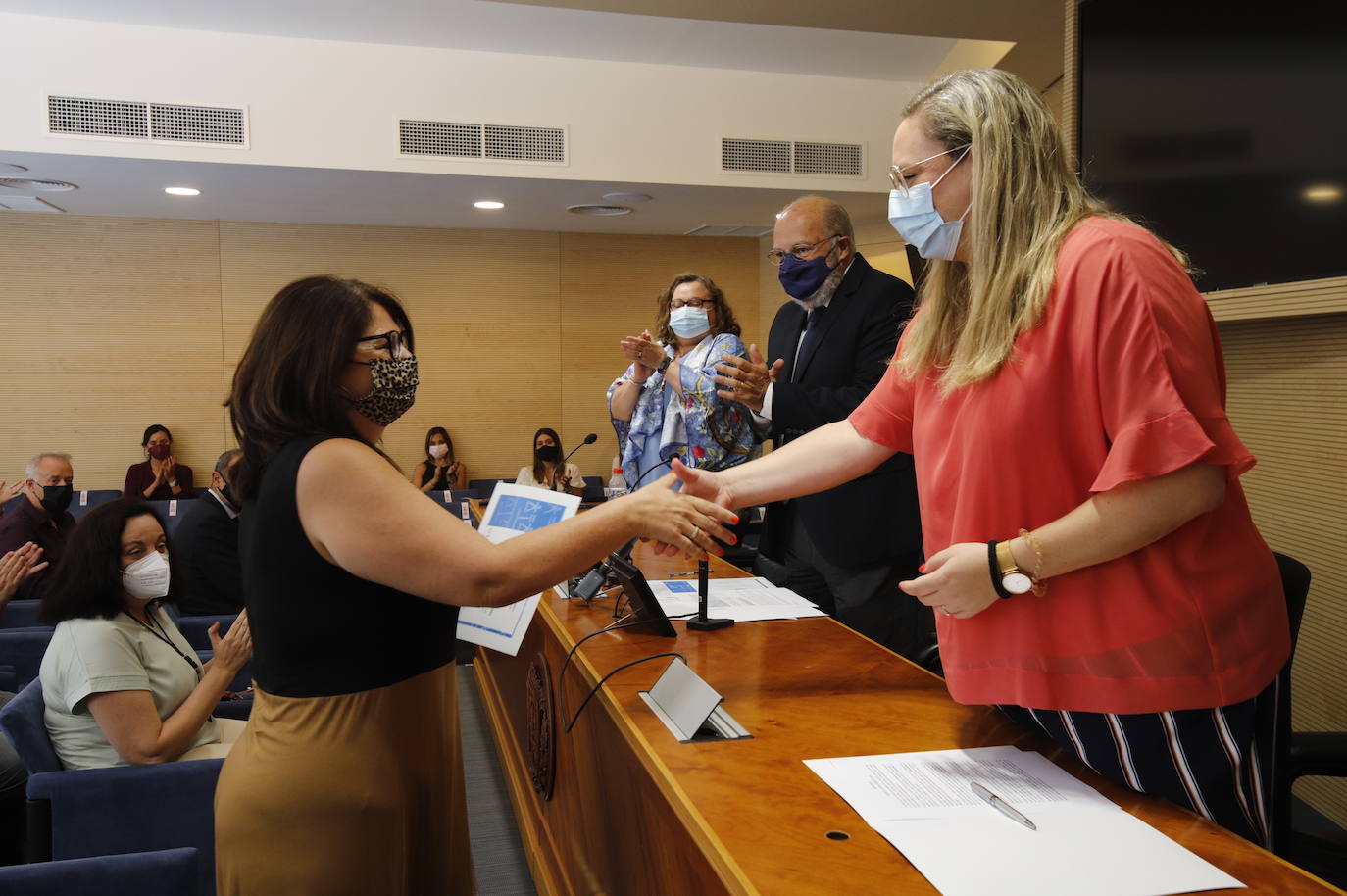 En imágenes, la entrega de diplomas de la jusitica gratuita en Córdoba