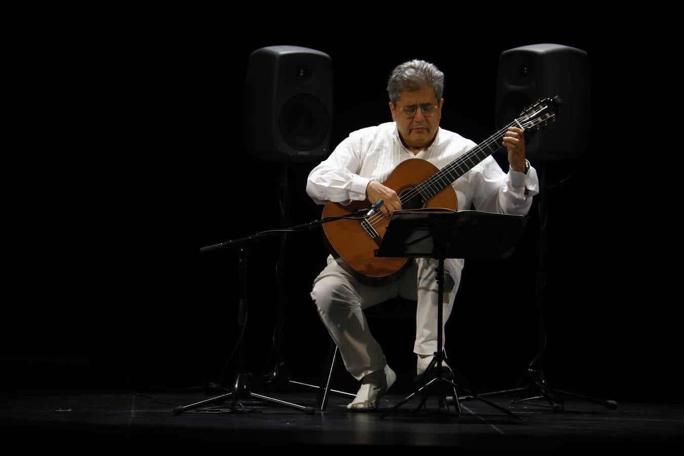 Festival de la Guitarra 2021 | Costas Cotsolis, el virtuoso griego, en imágenes