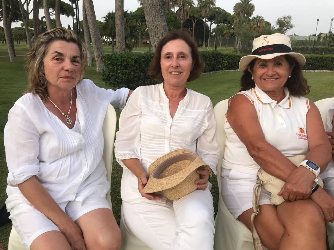 Beatriz León, Rosario Tejero y Magot Ángulo.. 