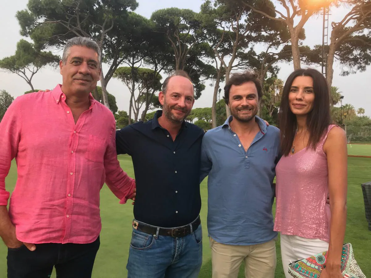 Emilio Marín, Fernando Pierrard, Eduardo Van Panhuys y Ana Gutiérrez.. 