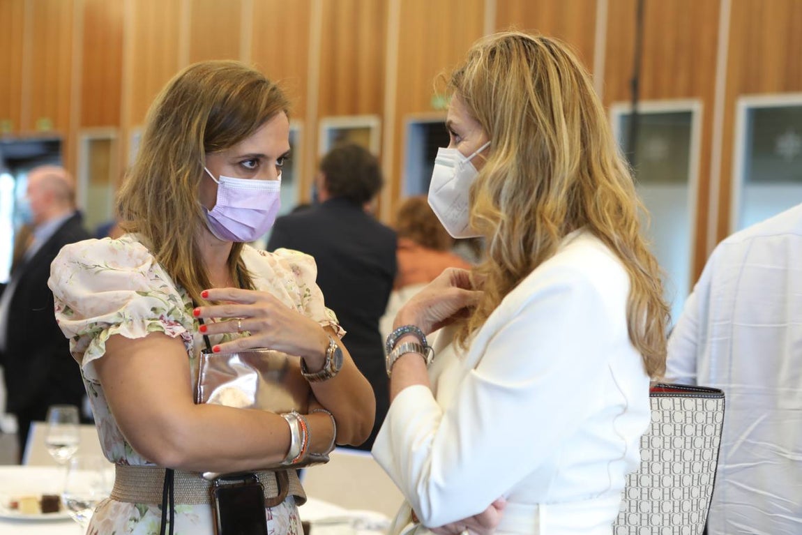 Fotos: Ambiente en la Mirada Económica de La Voz y ABC
