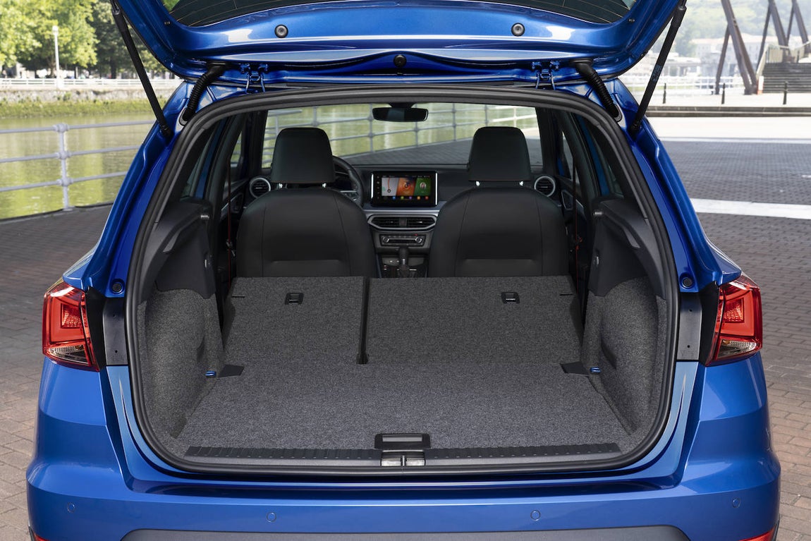 Nuevo Seat Arona: completa renovación para el superventas español