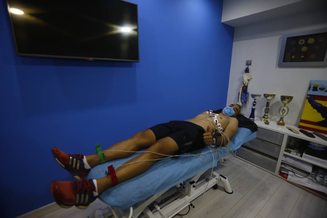 Los reconocimientos médicos de los fichajes del Córdoba CF, en imágenes