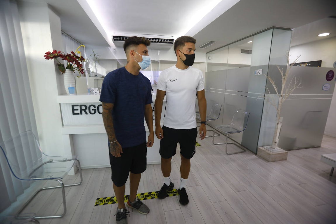 Los reconocimientos médicos de los fichajes del Córdoba CF, en imágenes