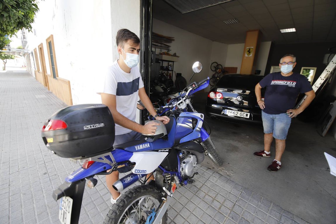 Así vive Pedro Abad la expansión de positivos por coronavirus, en imágenes