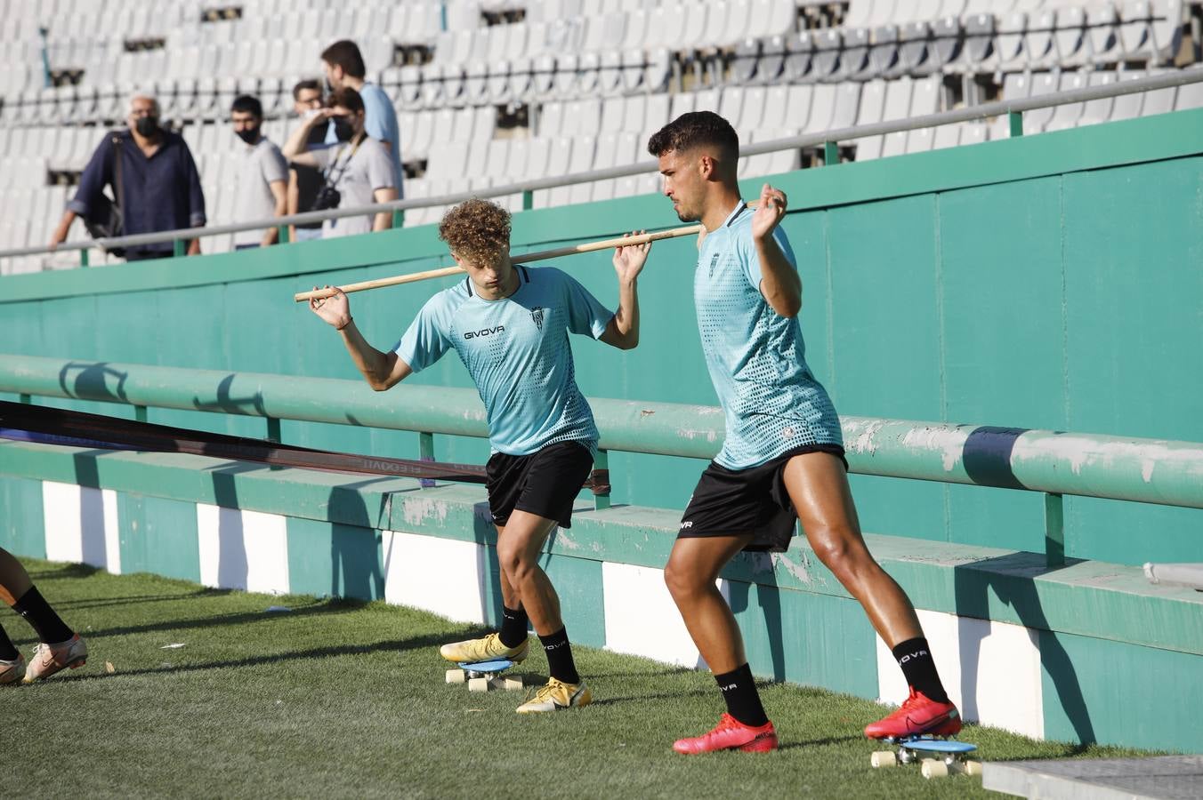 El primer entrenamiento del Córdoba CF, en imágenes