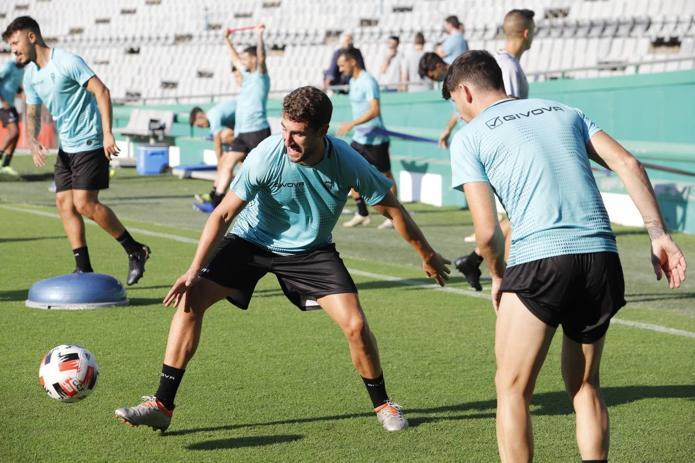 El primer entrenamiento del Córdoba CF, en imágenes