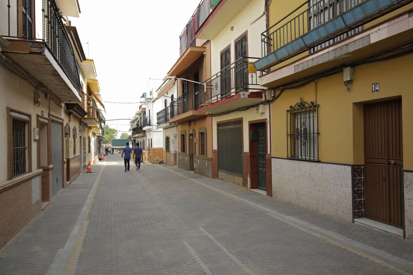 El alcalde de Sevilla visita las obras de Torreblanca