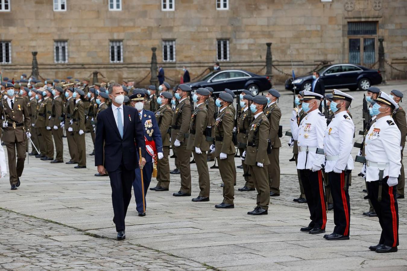 El Rey ha llamado a «cimentar los caminos de unidad, solidaridad y concordia que aseguran nuestra convivencia en democracia y libertad». 