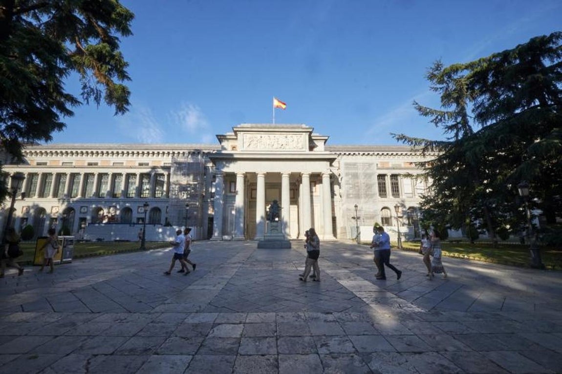Entrada del Museo del Prado. 