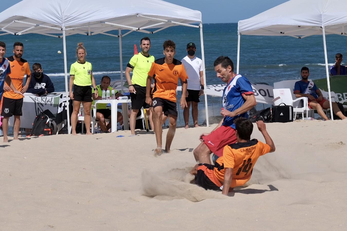 FOTOS: Cádiz se vuelca con el fútbol-playa