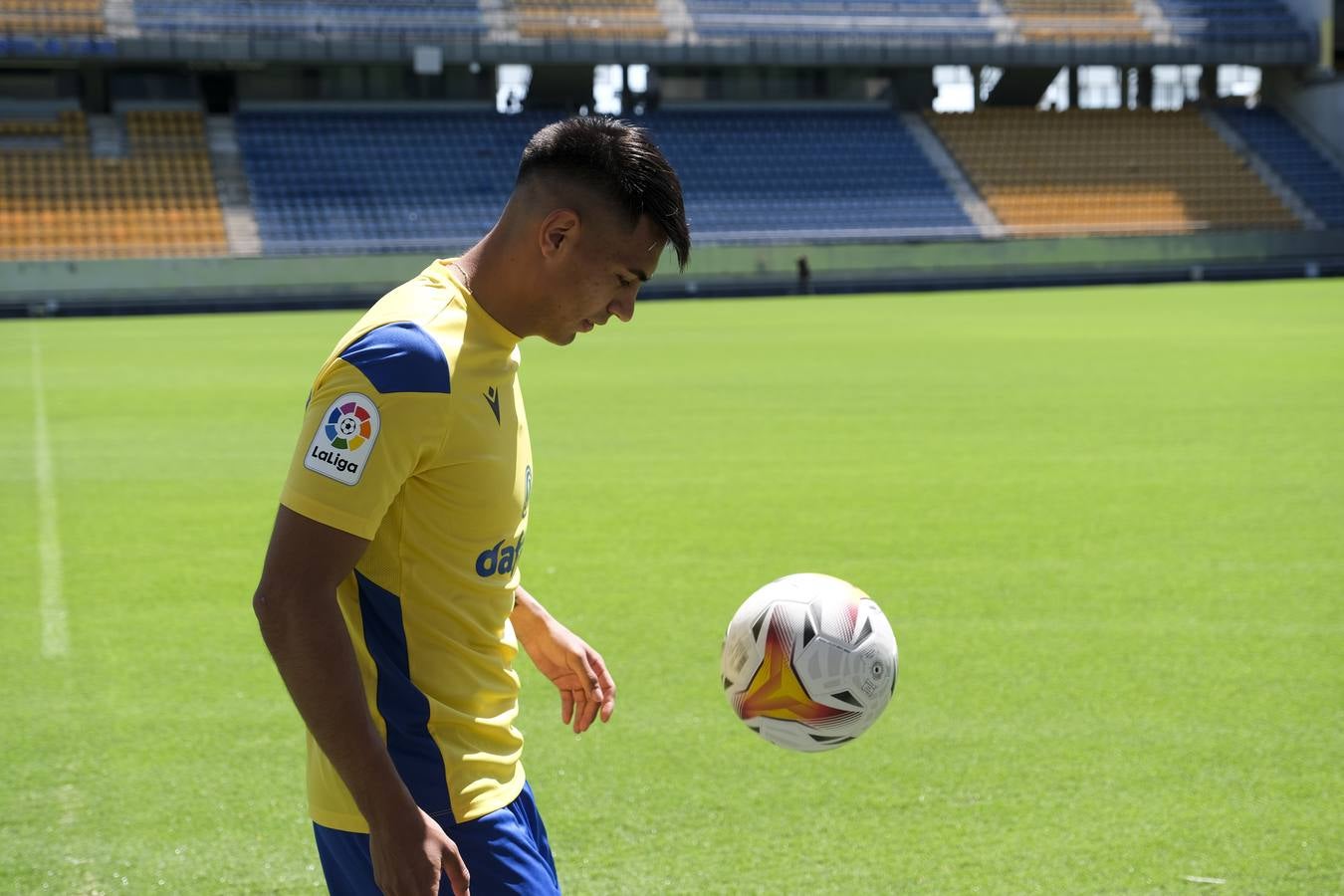 Cádiz C.F.: Presentación de Arzamendia