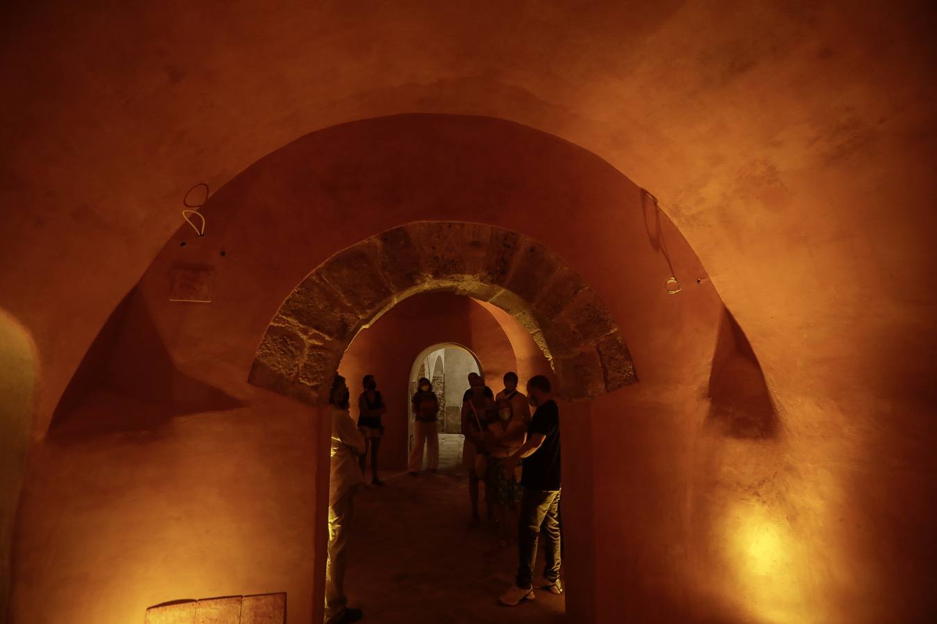 FOTOS: La Cueva del Pájaro Azul reabre sus puertas en Cádiz