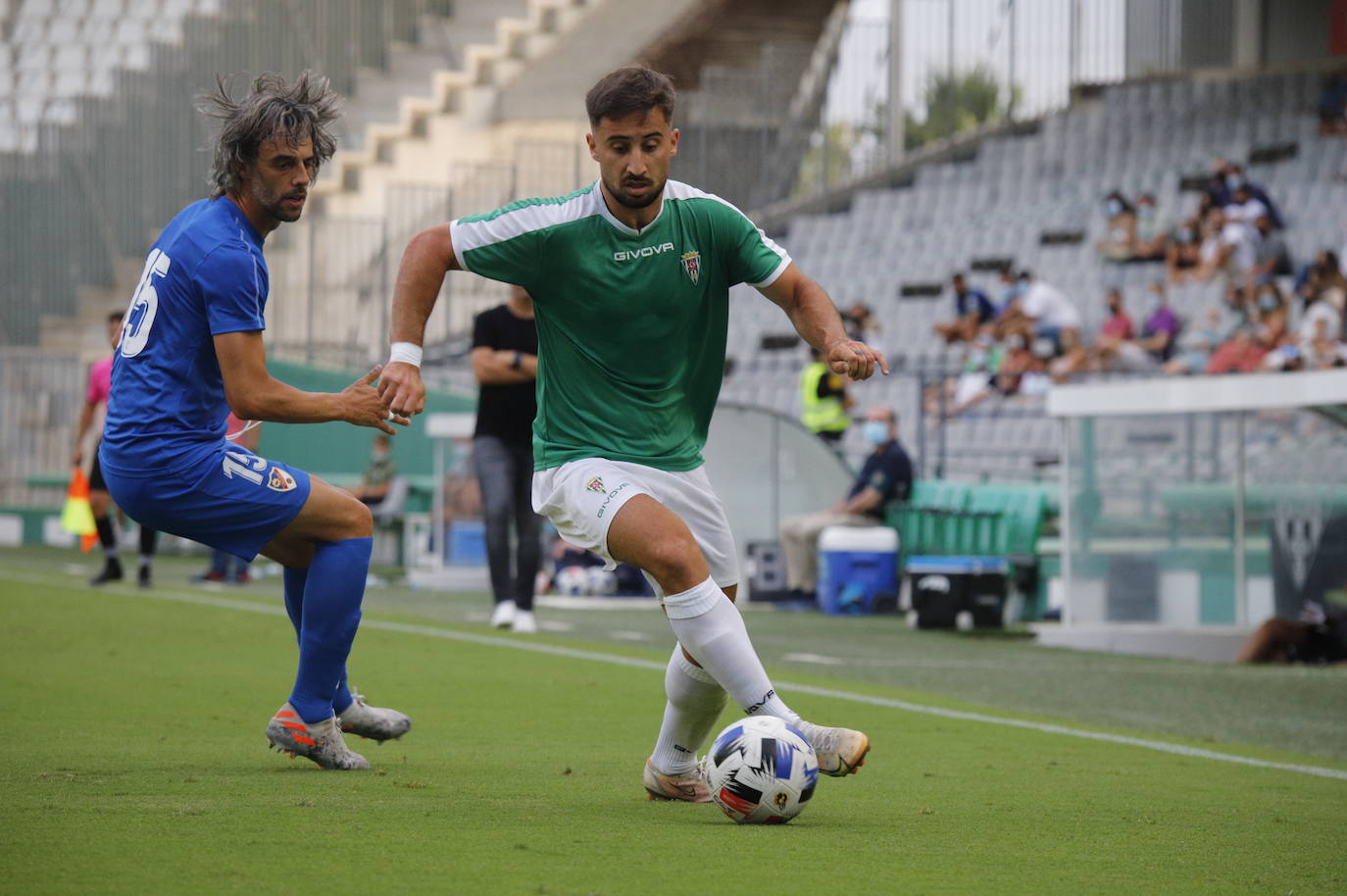 El primer partido de pretemporada del Córdoba CF ante el Linares, en imágenes