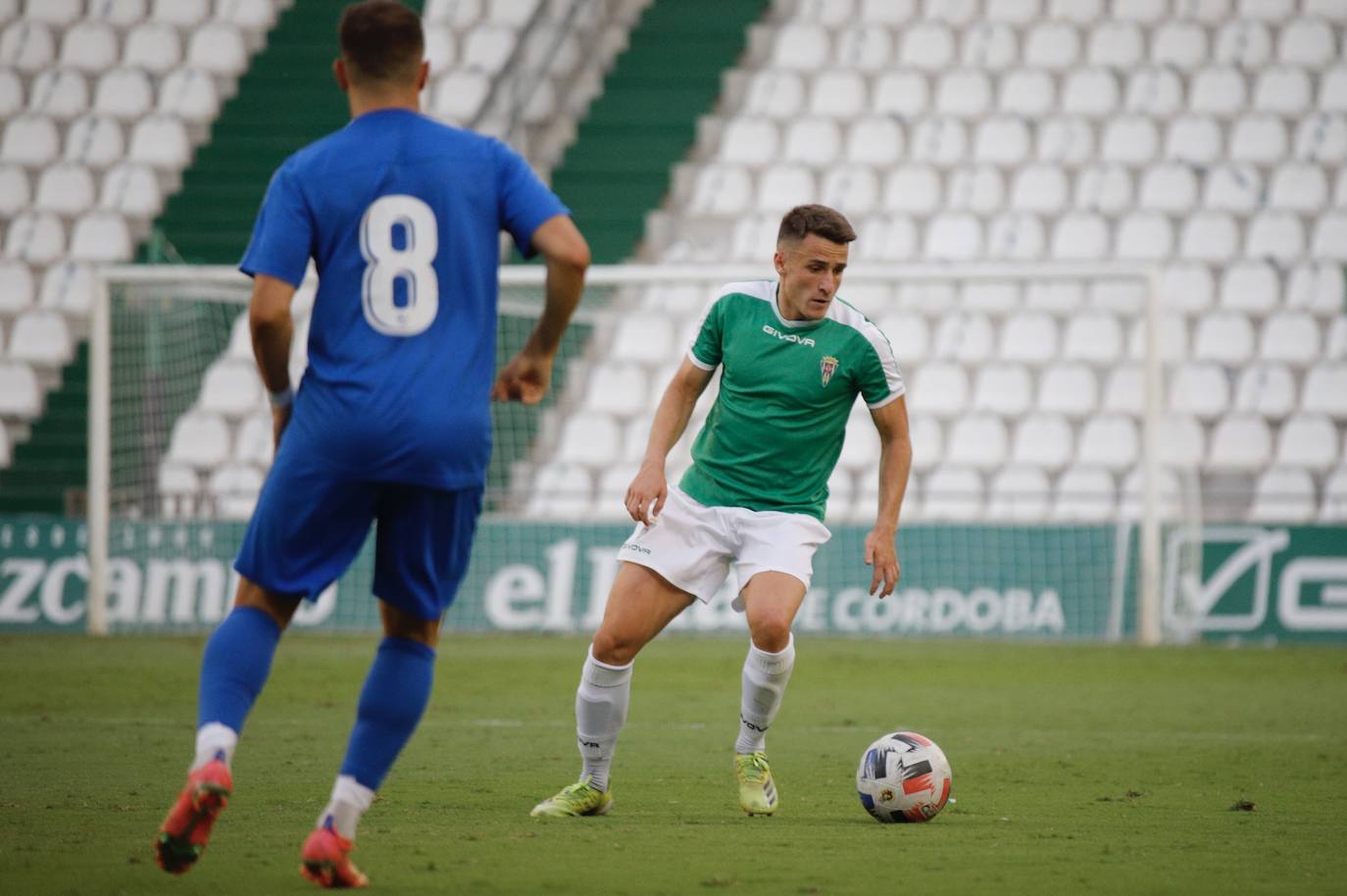 El primer partido de pretemporada del Córdoba CF ante el Linares, en imágenes