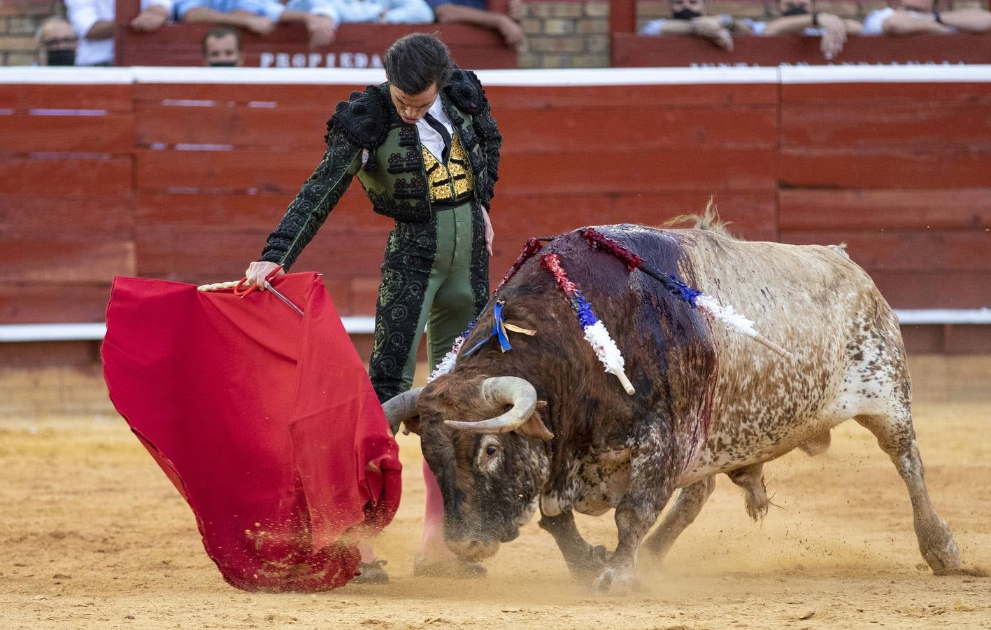 Un triunfal Daniel Luque suaviza el decepcionante retorno de Torrestrella