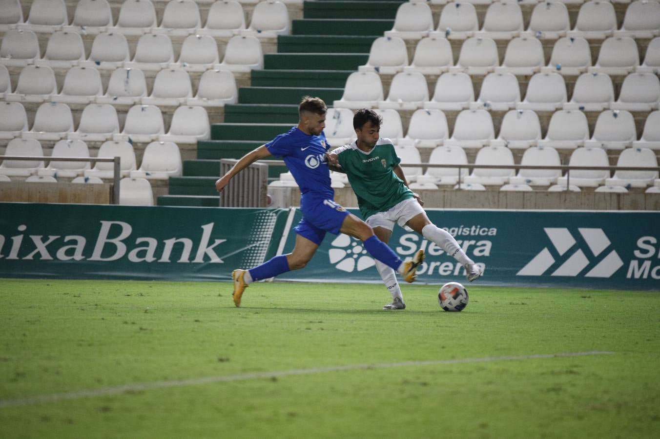 El primer partido de pretemporada del Córdoba CF ante el Linares, en imágenes