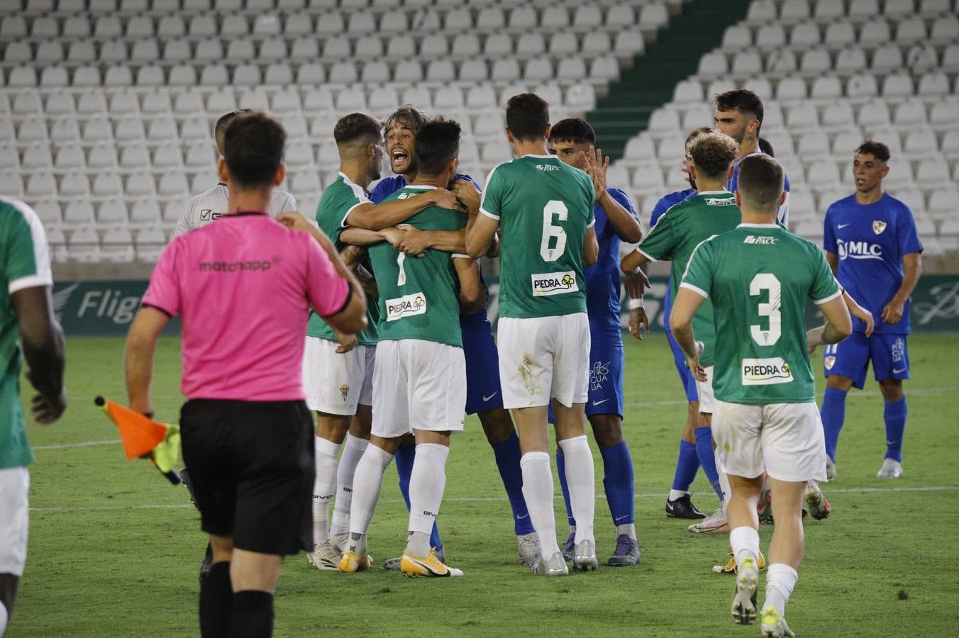 El primer partido de pretemporada del Córdoba CF ante el Linares, en imágenes