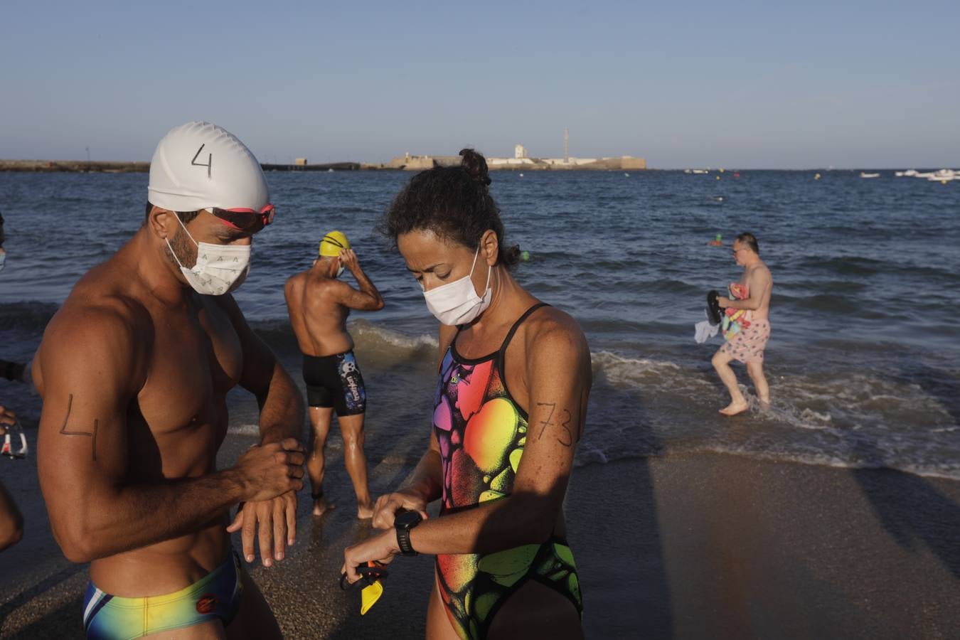 Fotos: XXXI Travesía Internacional a nado Ciudad de Cádiz