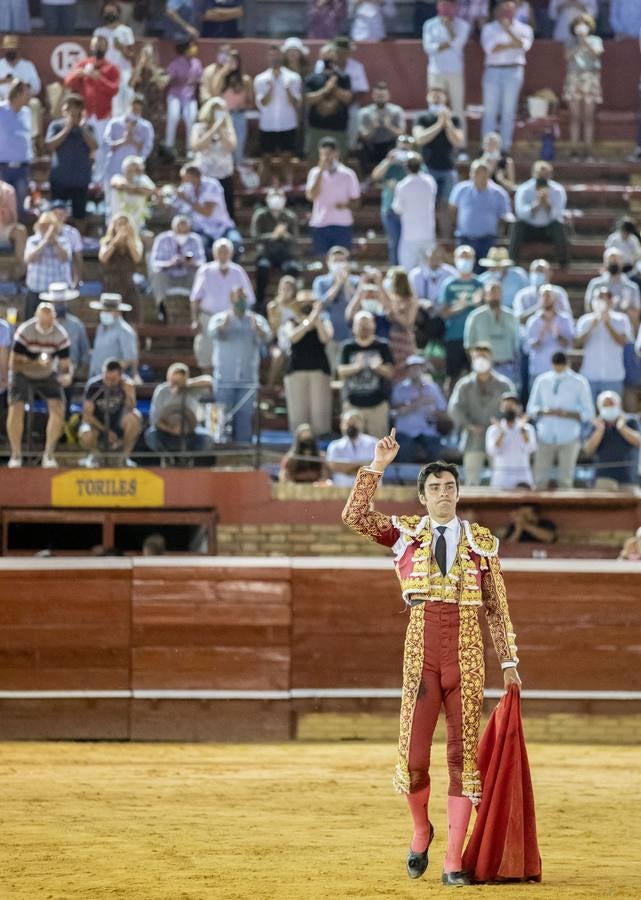 Los astados de esta última corrida llevaban el hierro y la divisa de Juan Pedro Domecq