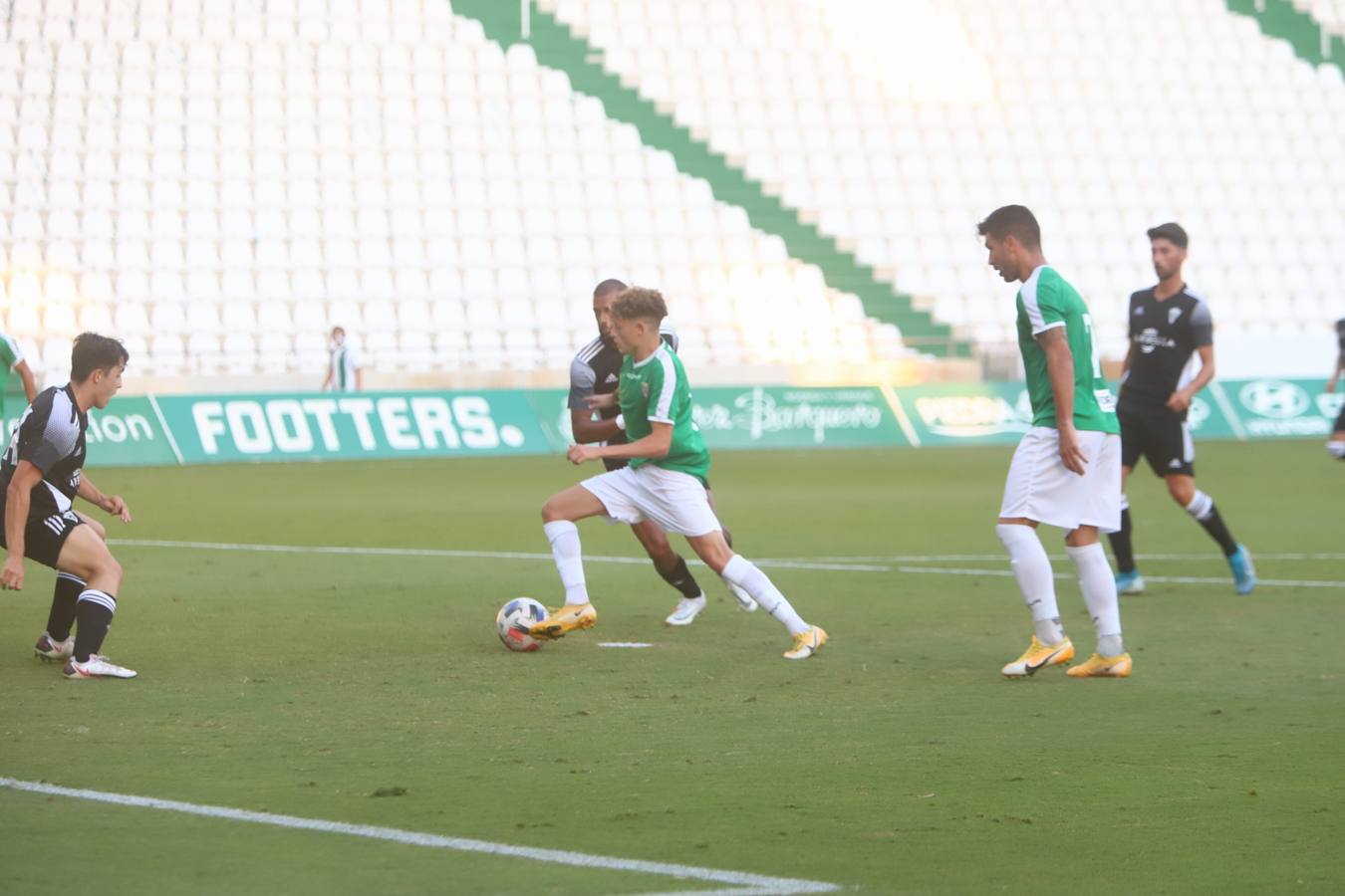 La victoria del Córdoba CF ante el Marbella, en imágenes