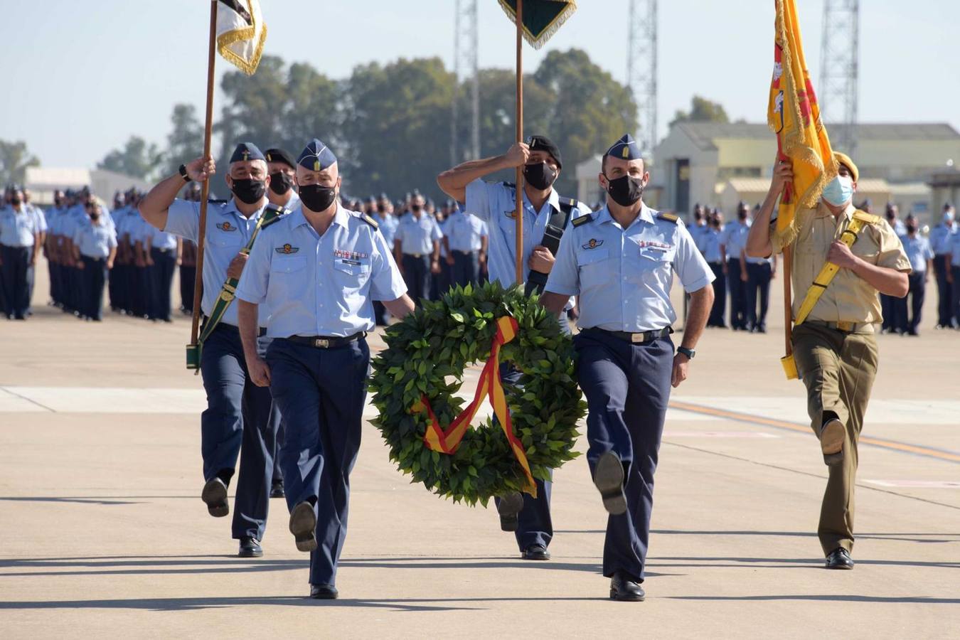 En imágenes, la toma de posesión del nuevo jefe de la base aérea de Morón