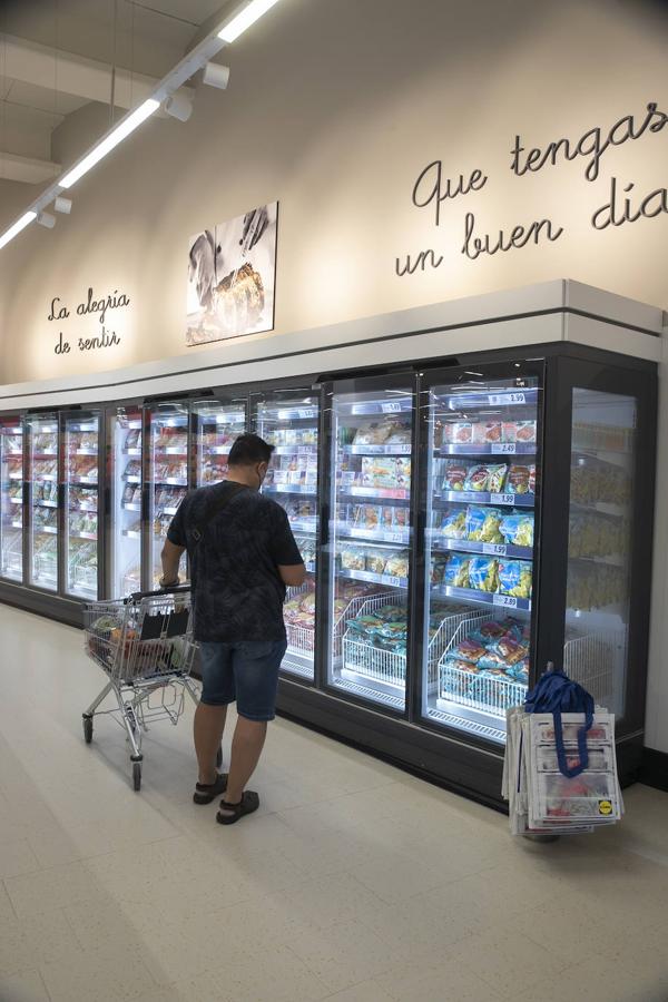 La apertura del nuevo supermercado Lidl de Córdoba, en imágenes